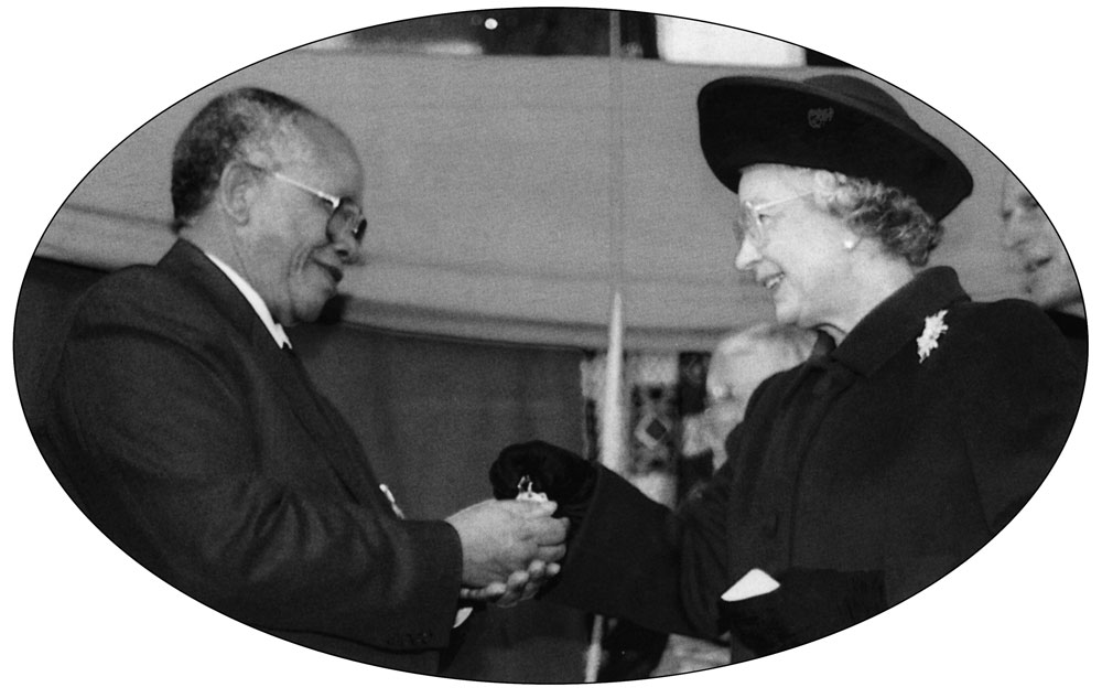 Queen hands out keys to a South London squat