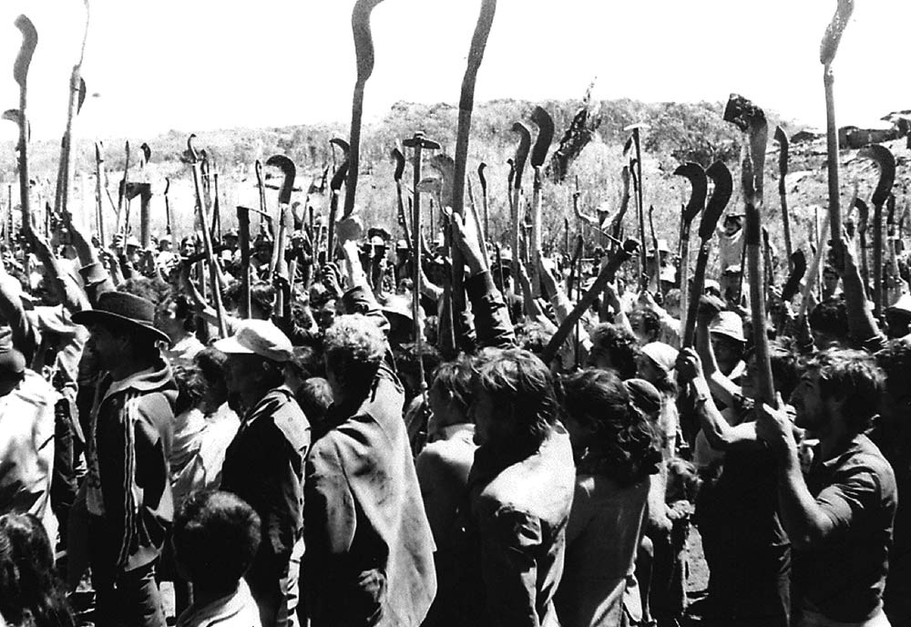 Movimento Sem Terra, Brazil